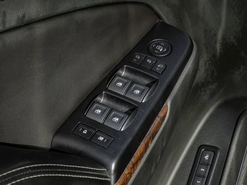 Used 2018 Chevrolet Tahoe LT AWD/4WD image 49