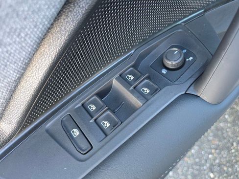 New 2026 Volkswagen Tiguan S image 24