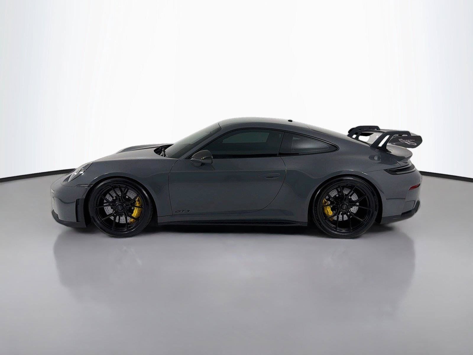 Used 2025 Porsche 911 GT3 RWD image 2