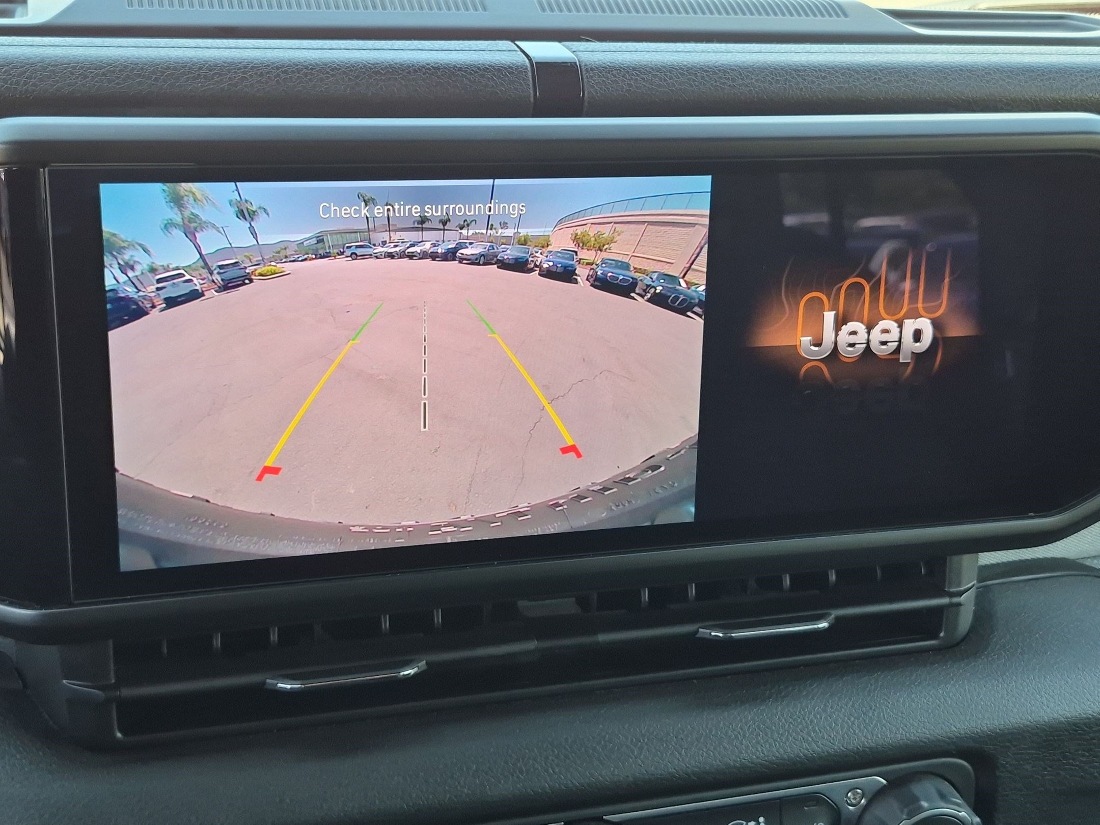 Used 2024 Jeep Wrangler Unlimited AWD/4WD image 24