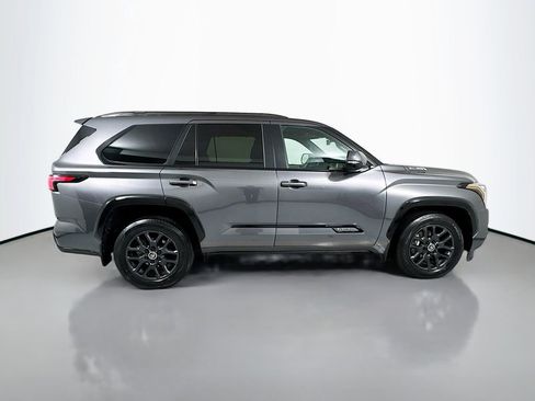 Used 2024 Toyota Sequoia Platinum AWD/4WD image 9