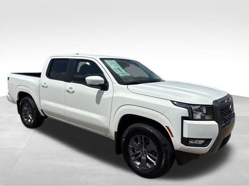 New 2025 Nissan Frontier SV w/ SV Convenience Package image 5