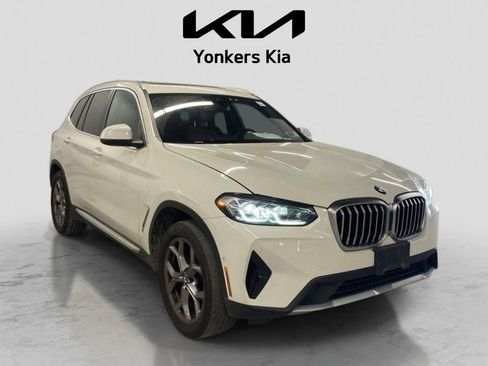 Used 2024 BMW X3 xDrive30i w/ Convenience Package AWD/4WD image 4
