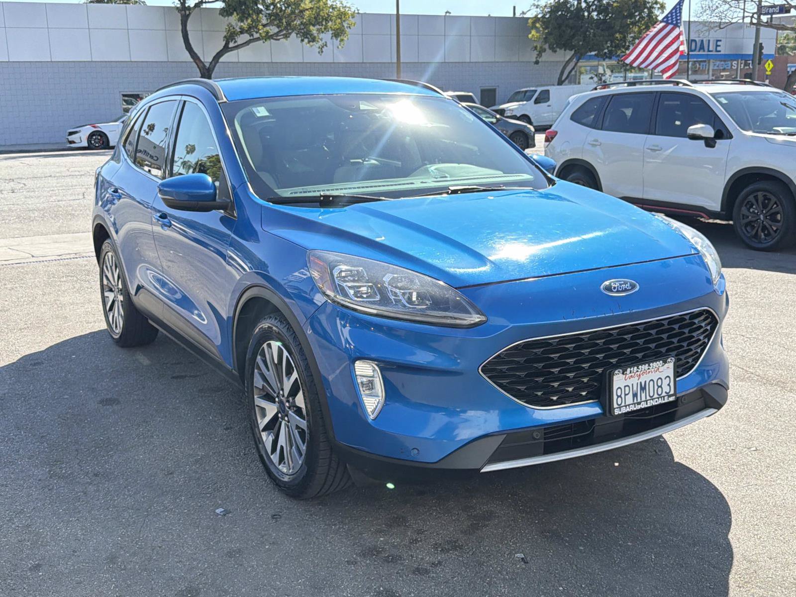 Used 2020 Ford Escape Titanium AWD/4WD image 3