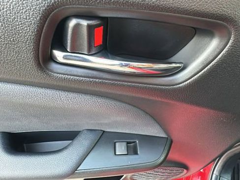 Used 2022 Toyota Prius Prime LE image 27