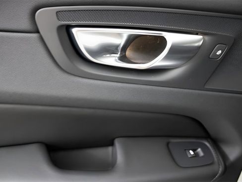 New 2025 Volvo XC60 T8 Plus w/ Protection Package Premier image 32