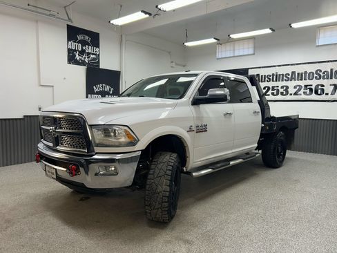 Used 2015 RAM 3500 Laramie w/ Convenience Group AWD/4WD image 3
