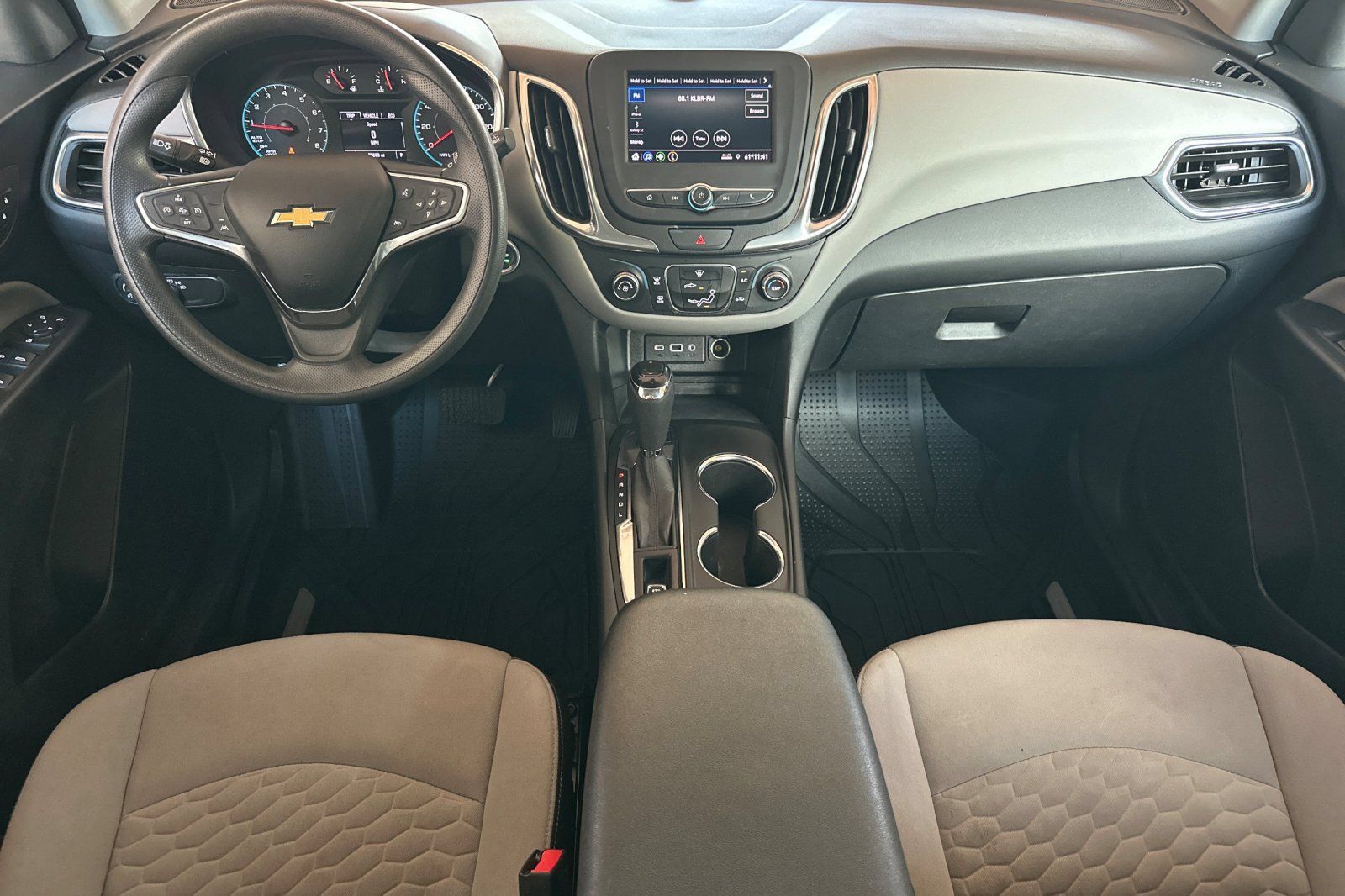 Used 2021 Chevrolet Equinox LS w/ LS Convenience Package AWD/4WD image 13