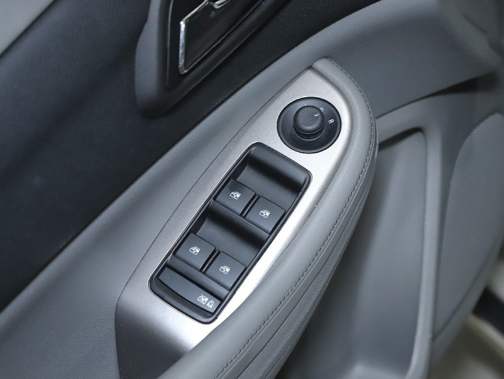 Used 2014 Chevrolet Malibu LS w/ Protection Package FWD image 16