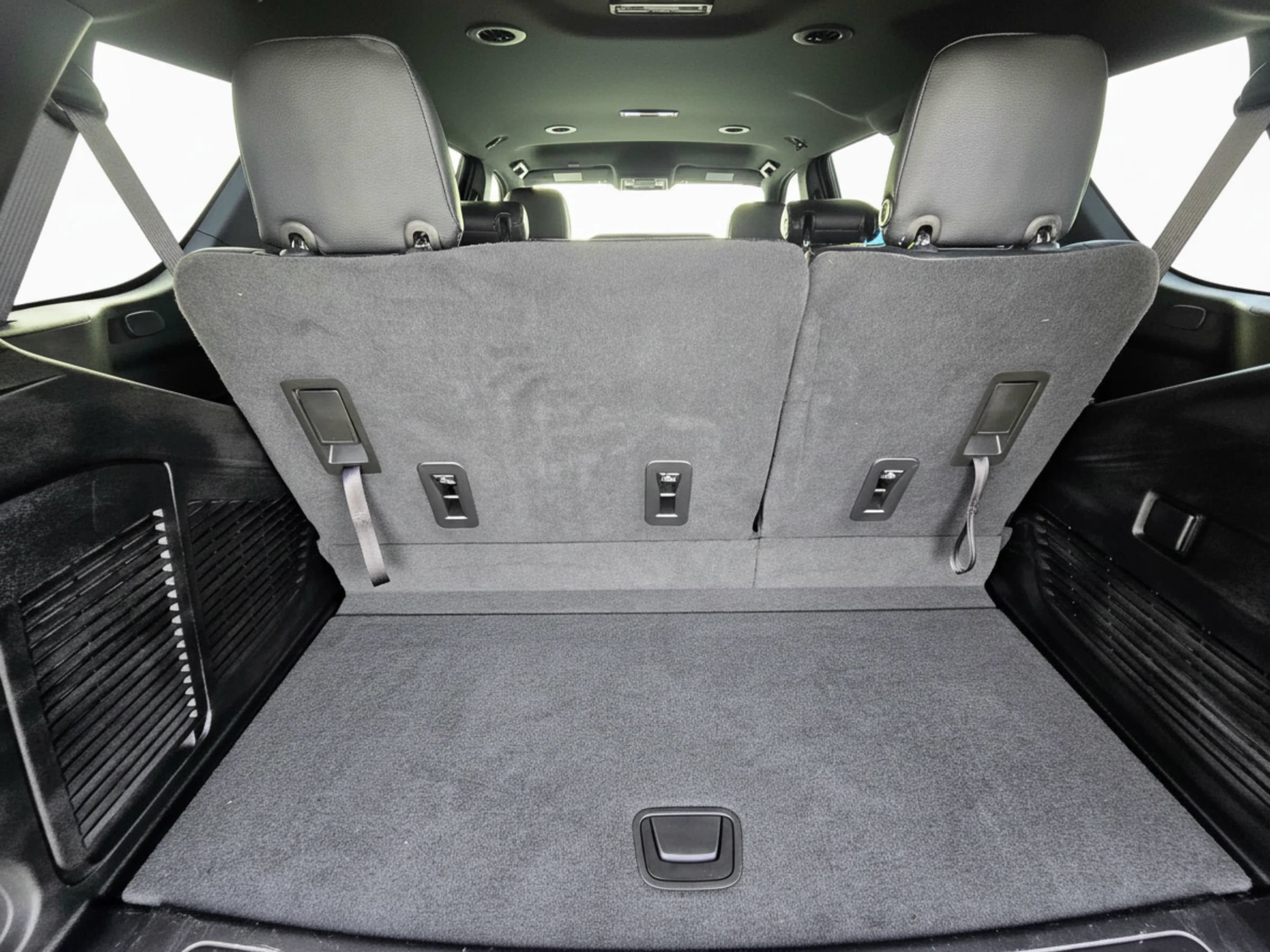 Used 2022 Chevrolet Tahoe LS RWD image 17