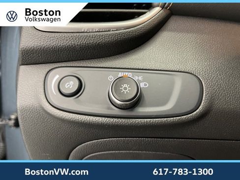 Used 2022 Chevrolet Trax LS w/ Tint and Cruise Package image 20