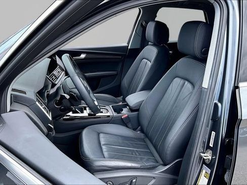 Used 2023 Audi Q5 2.0T Premium Plus w/ Premium Plus Package AWD/4WD image 27