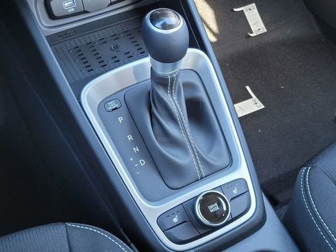 New 2026 Hyundai Venue SEL image 19