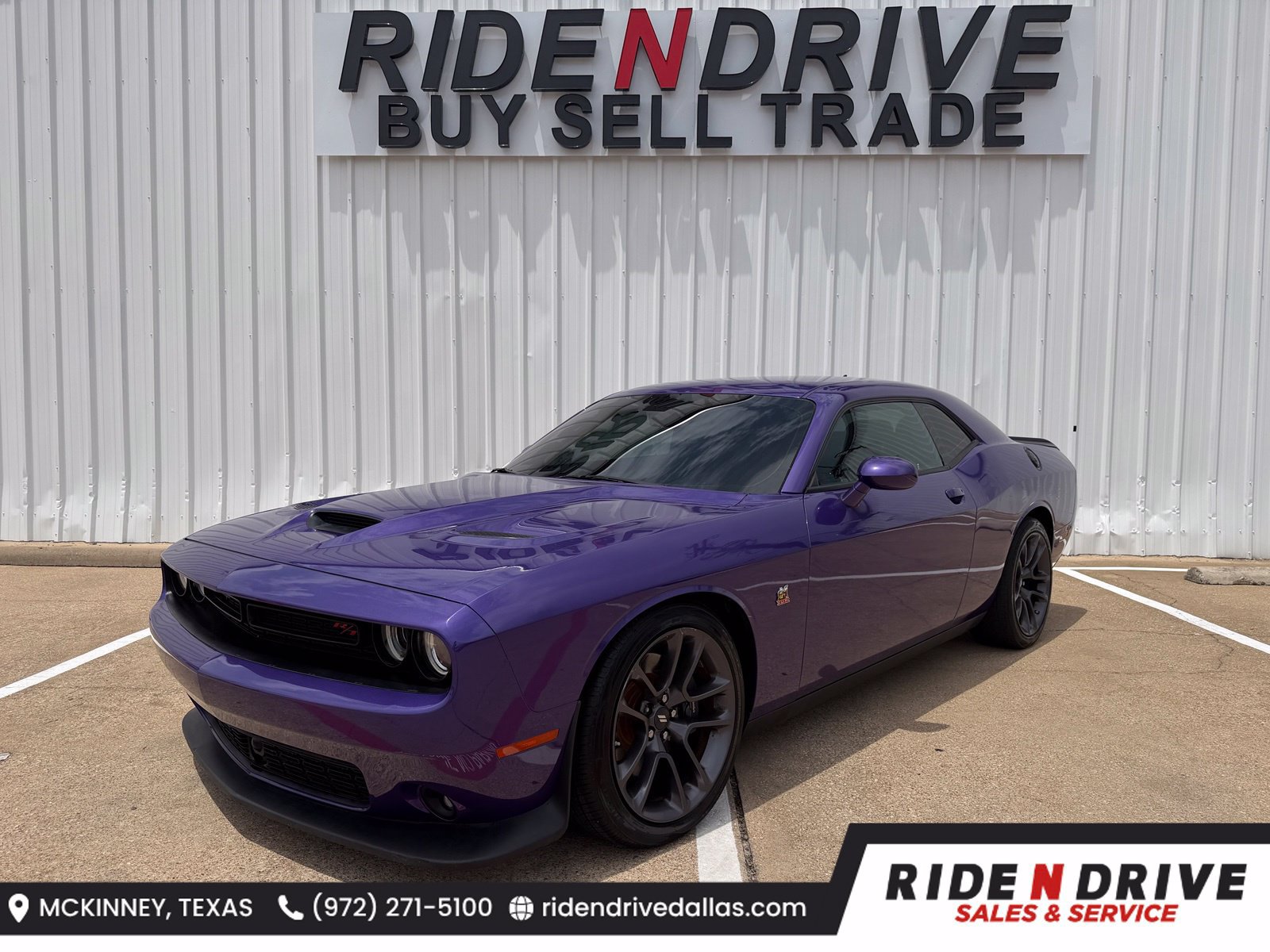 Used 2023 Dodge Challenger R/T Scat Pack w/ Plus Package RWD image 1