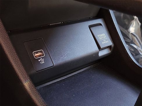 Used 2019 Honda HR-V LX image 12