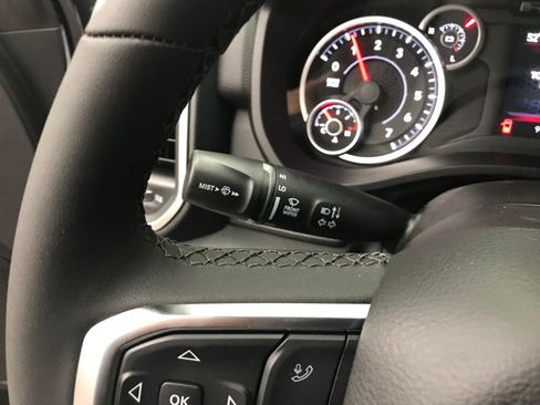 New 2026 RAM 1500 4x4 Crew Cab image 17