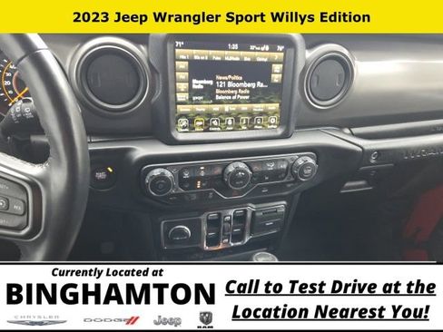 Used 2023 Jeep Wrangler Willys image 15
