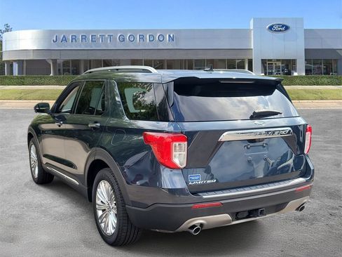Used 2022 Ford Explorer Limited w/ Equipment Group 301A RWD image 3