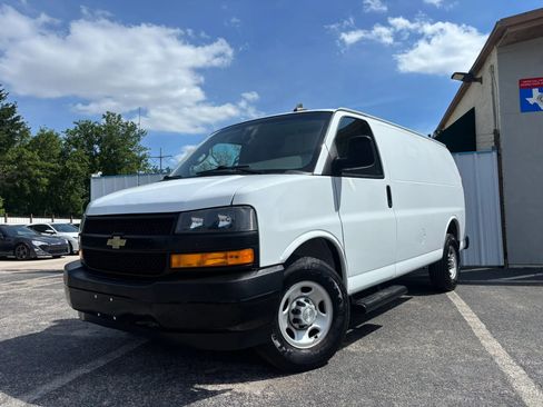 Used 2023 Chevrolet Express 2500 w/ Driver Convenience Package RWD image 1