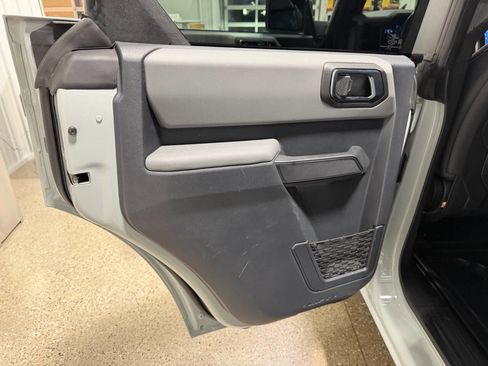 Used 2023 Ford Bronco Big Bend image 21