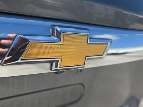 Used 2018 Chevrolet Traverse LS w/ LPO, Floor Liner Package FWD image 29