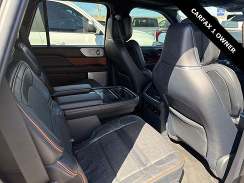 Used 2023 Lincoln Navigator Black Label image 5