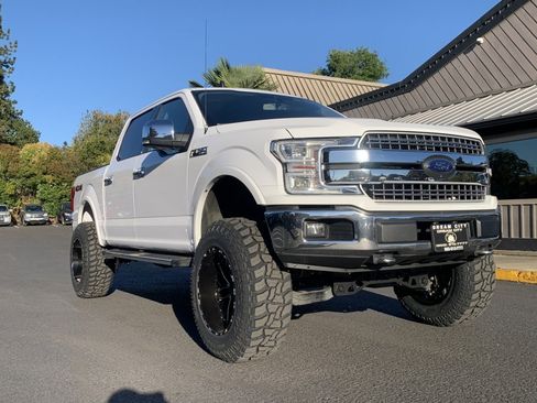 Used 2020 Ford F150 Lariat w/ Equipment Group 502A Luxury AWD/4WD image 4
