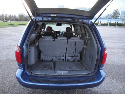 Used 2007 Dodge Grand Caravan SXT w/ Leather Interior Group image 21