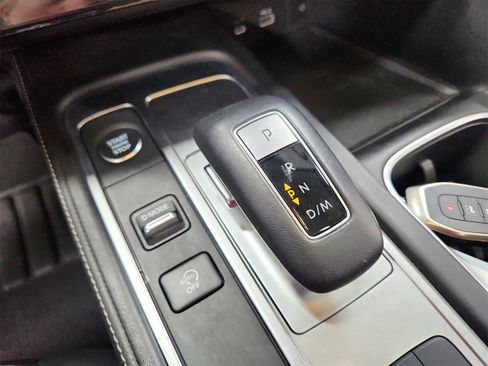 Used 2025 INFINITI QX60 Pure image 28