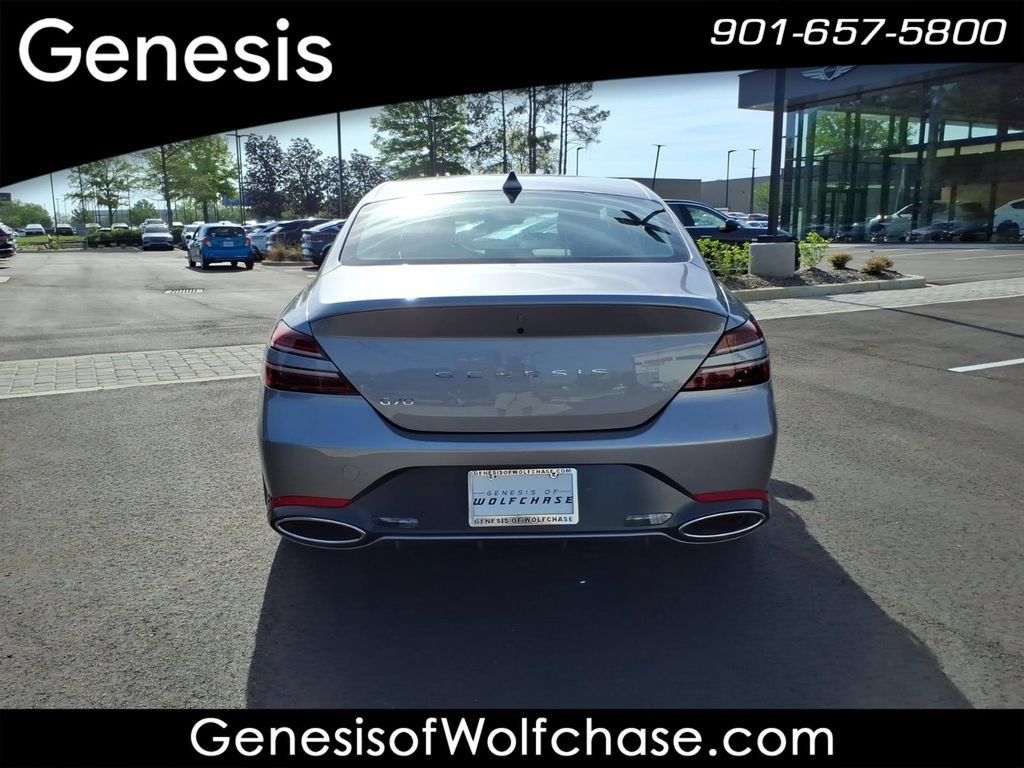 Used 2026 Genesis G70 2.5T RWD image 4