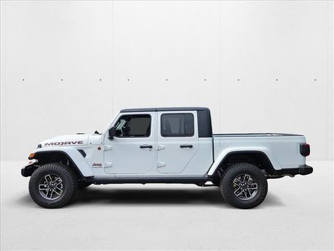 New 2025 Jeep Gladiator Mojave w/ Convenience Group image 5