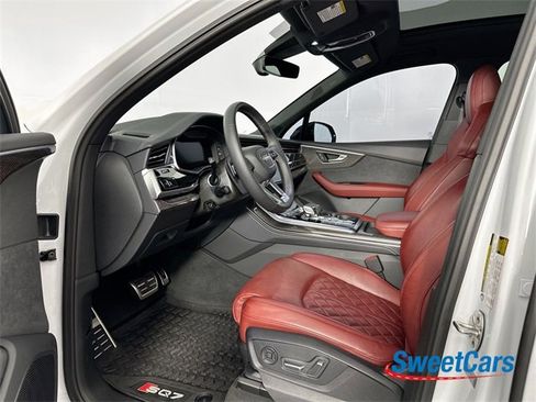 Used 2024 Audi SQ7 Premium Plus w/ Executive Package image 9