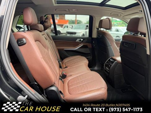 Used 2020 BMW X7 xDrive40i w/ Premium Package AWD/4WD image 24