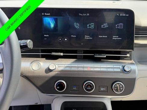Used 2024 Hyundai Kona SE AWD/4WD image 5
