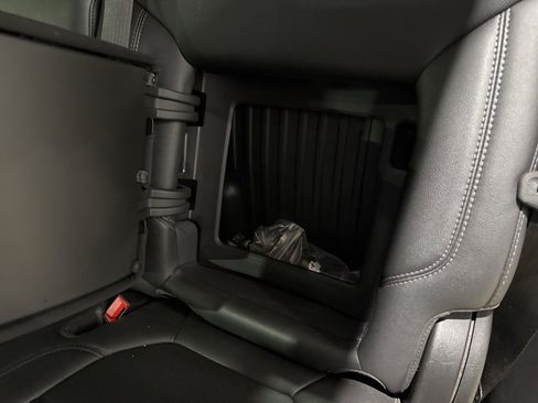 Used 2019 Chevrolet Silverado 1500 LTZ w/ LTZ Plus Package image 36