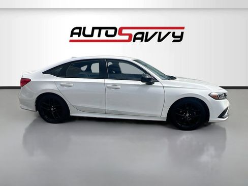 Used 2024 Honda Civic Sport image 8