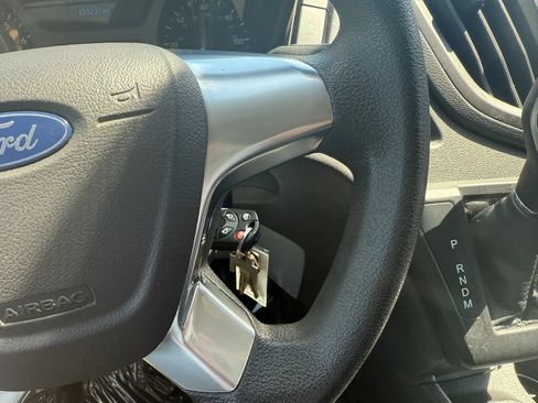 Used 2018 Ford Transit 150 130 Low Roof RWD image 9
