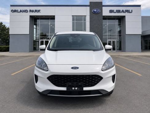 Used 2020 Ford Escape SE FWD image 2