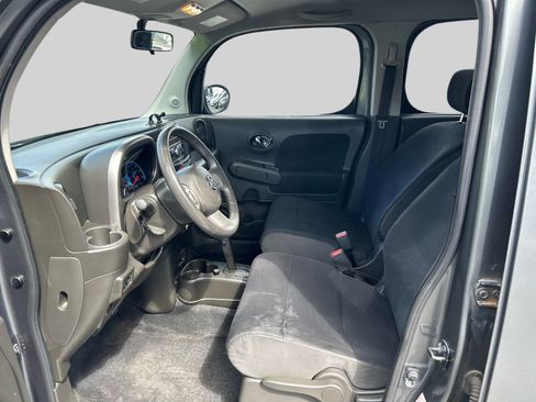 Used 2011 Nissan Cube 1.8 SL w/ Interior Illumination Pkg FWD image 9