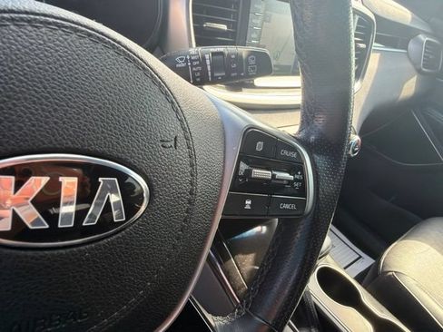 Used 2019 Kia Sorento SX AWD/4WD image 16