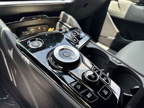 New 2025 Kia Sportage X-Line Prestige image 12
