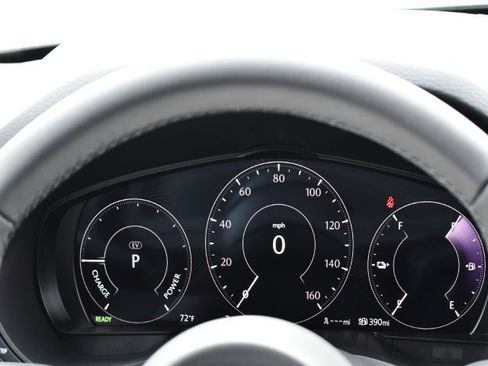 New 2025 MAZDA CX-70 Plug-In Hybrid w/ Premium Pkg image 26