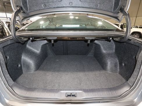 Used 2024 Nissan Altima 2.5 SV image 23