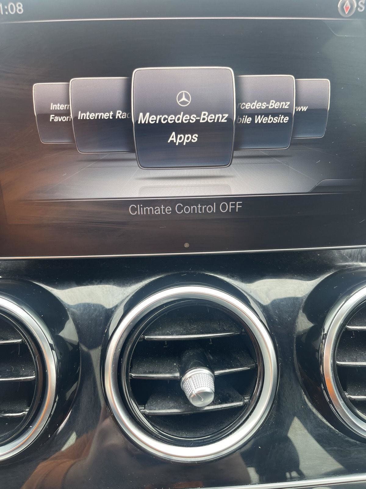 Used 2018 Mercedes-Benz C 300 Sedan image 14