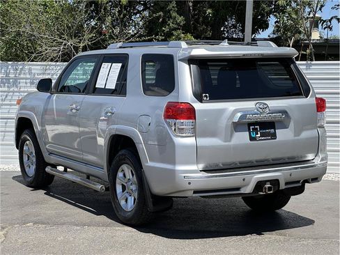 Used 2011 Toyota 4Runner SR5 w/ Premium Pkg w/Leather AWD/4WD image 12