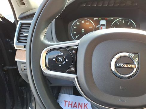 Used 2022 Volvo XC90 T6 Momentum w/ Advanced Package image 20