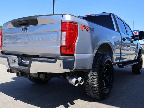 Used 2022 Ford F250 XLT w/ FX4 Off-Road Package AWD/4WD image 6