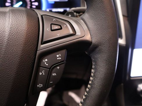 Used 2022 Ford Edge SEL w/ Convenience Package image 39