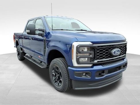 New 2026 Ford F250 XL w/ STX Appearance Package AWD/4WD image 14