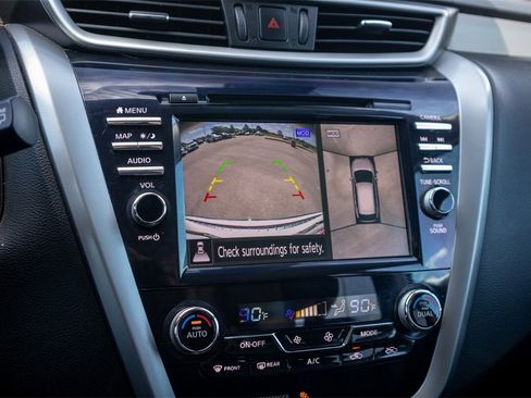 Used 2022 Nissan Murano SL w/ Cargo Package image 16